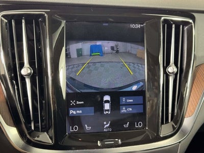 2022 Volvo S60 B5 Momentum