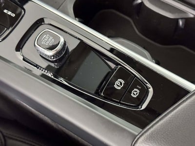 2022 Volvo S60 B5 Momentum