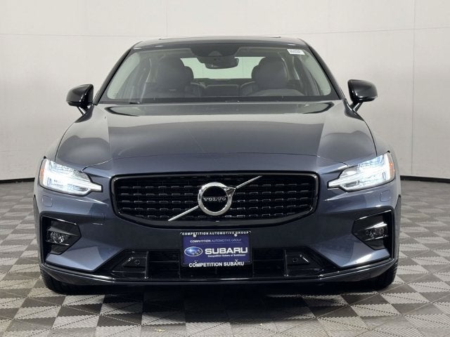 2022 Volvo S60 B5 Momentum