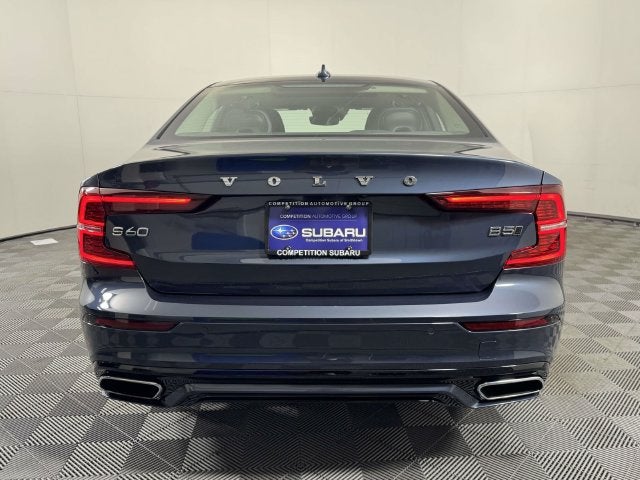 2022 Volvo S60 B5 Momentum