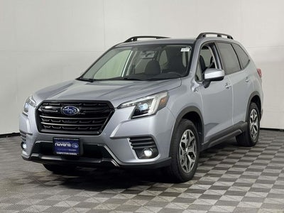 2024 Subaru Forester Premium