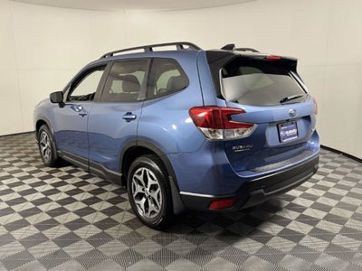 2024 Subaru Forester Premium