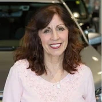 Lois Cantore